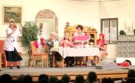 Theater 19-20_26.JPG